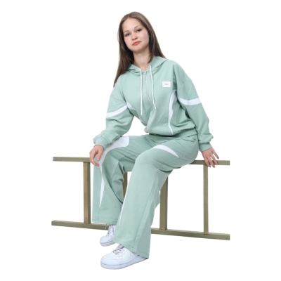 БИРЮЗОВЫЙ